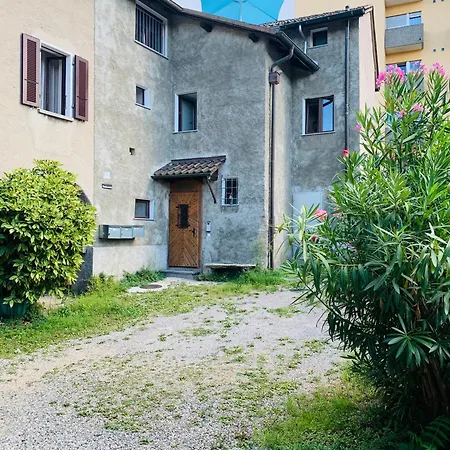 Апартаменти Duplex In Con Cortile Privato Лугано