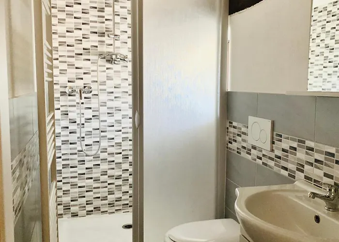 Duplex In Con Cortile Privato Apartment *